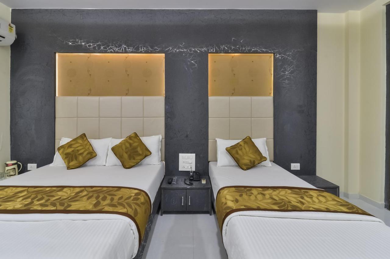 Hotel Aroma- Dadar Bombay Eksteriør billede